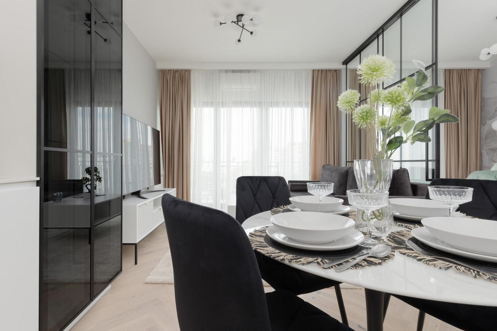 Art Deco Mokotow With Parking & Gym By Renters Prestige Warszawa